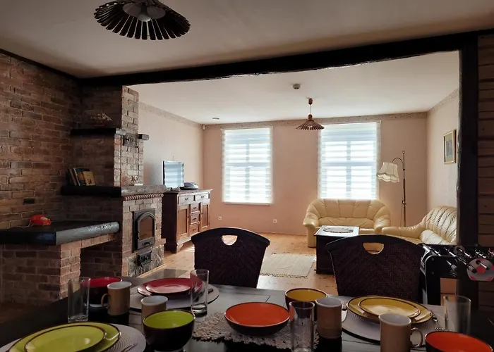 Apartment Elisabeth's & Courtyard For Barbeque *